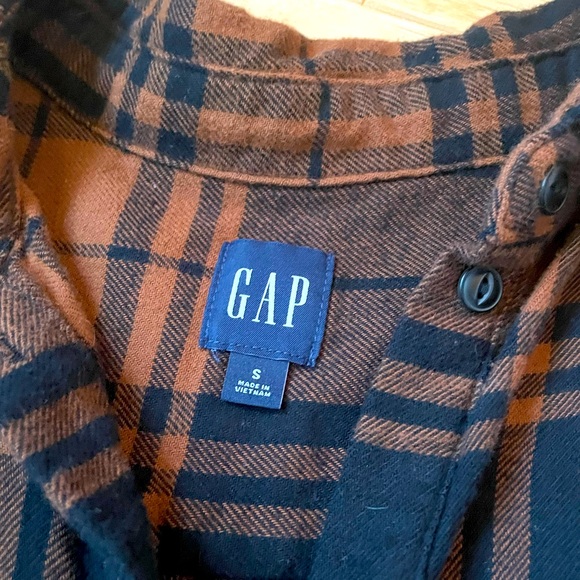 NWOT Gap Oversized Plaid Flannel Button Down - Picture 7 of 12